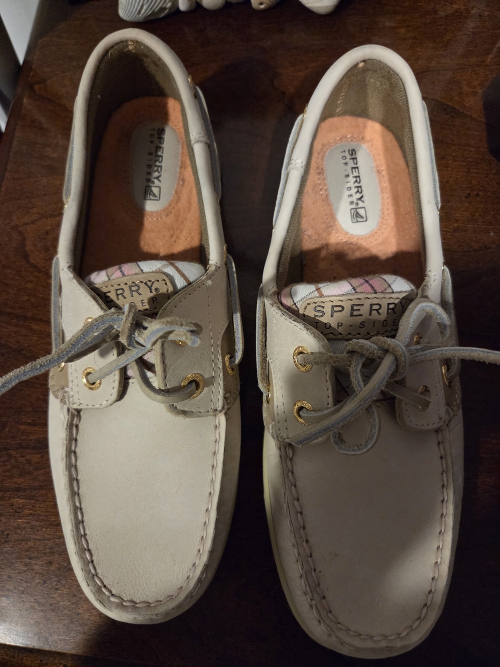 Sperry Women’s Cream Leather Boat Shoes Size 7